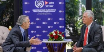 Alberto Fernández llama a fortalecer relaciones comerciales con Cuba