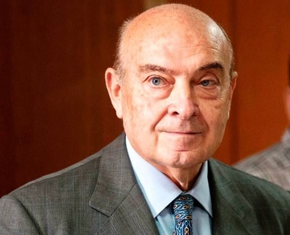 Cavallo advirtió “un error grave” en el plan de dolarización de Milei