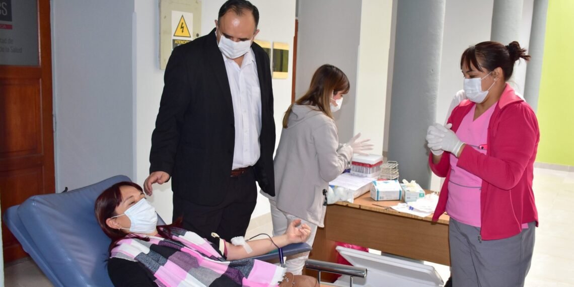 Colecta de sangre e inscripción al Registro de Células Madre