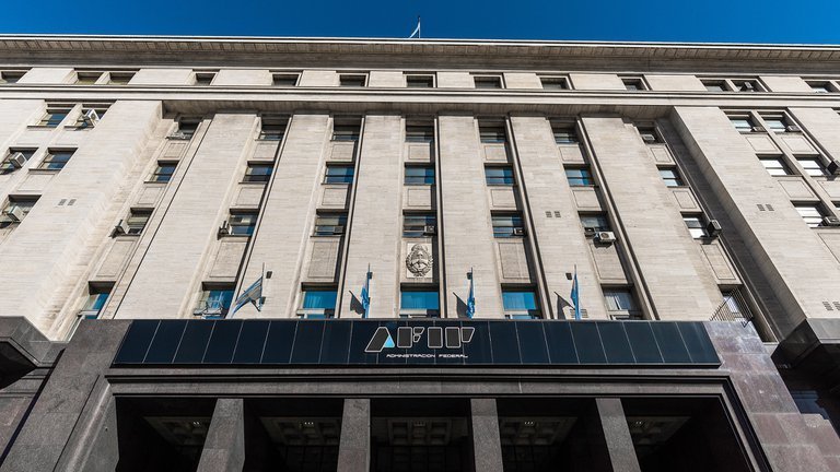 Devolverán la retención del impuesto a las ganancias del segundo aguinaldo