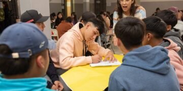 Alumnos y alumnas de secundario vivieron una jornada de reflexión y debate sobre salud mental