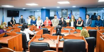 Diputados se convierte en la primera dependencia pública en la provincia en contar con desfibriladores automáticos