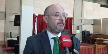 Homenaje al Juez Juan Carlos Reynaga: La Sala de Deliberación del Tribunal Oral Federal lleva su nombre