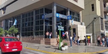 Feriado bancario: cuáles son las operaciones que no estarán habilitadas este lunes