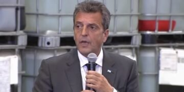 Massa: “Vamos a eliminar los impuestos internos para las pymes que incrementen sus exportaciones”