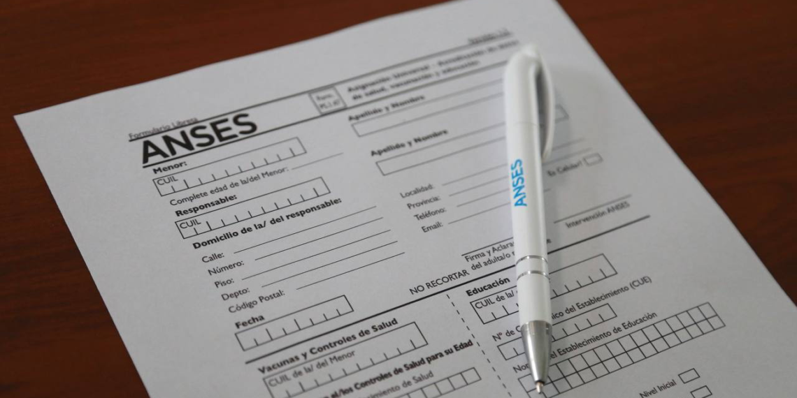 ANSES: Últimos días para presentar la libreta AUH