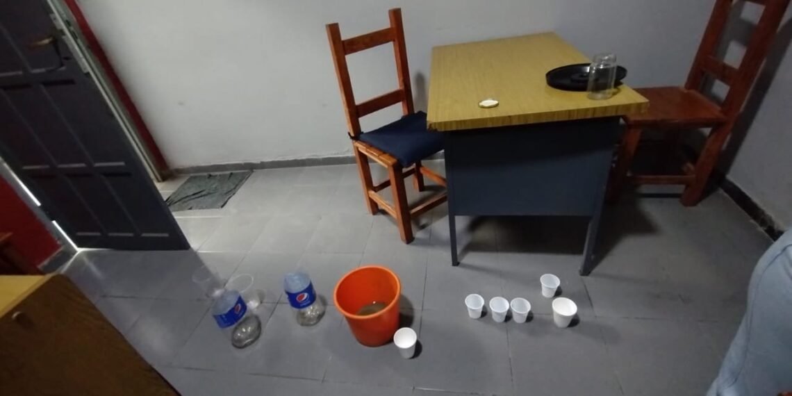 Inundación en el Concejo Deliberante de Valle Viejo debido a goteras tras lluvias intensas