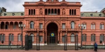 Casa Rosada defendió los cambios en la Ley de Pesca pero dijo que está abierta al diálogo y a corregir errores