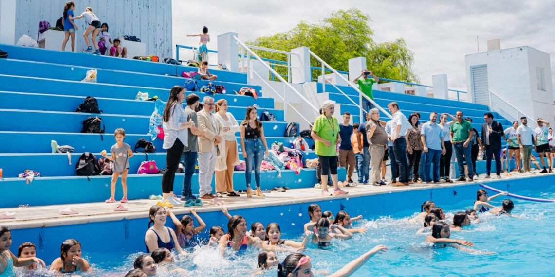 Cientos de niños disfrutan de las colonias de vacaciones este verano