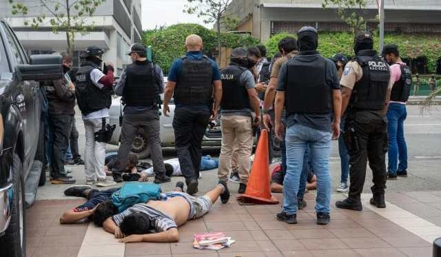 El Gobierno se solidarizó con Ecuador ante los hechos de violencia