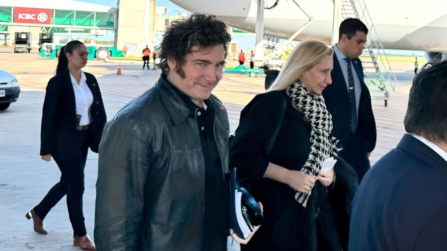 Milei partió rumbo a Suiza para participar del Foro Económico Mundial en Davos