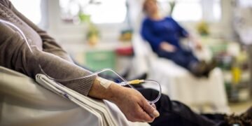 Pacientes oncológicos exigen regularización en la entrega de tratamientos
