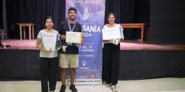 Artesanos catamarqueños premiados en la Fiesta Nacional de la Artesanía de Colón