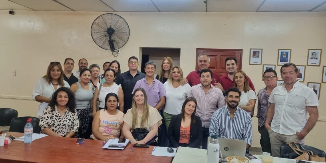 Colegios y Consejos de Profesionales piden una reunión con el gobernador y exigen recomposición salarial