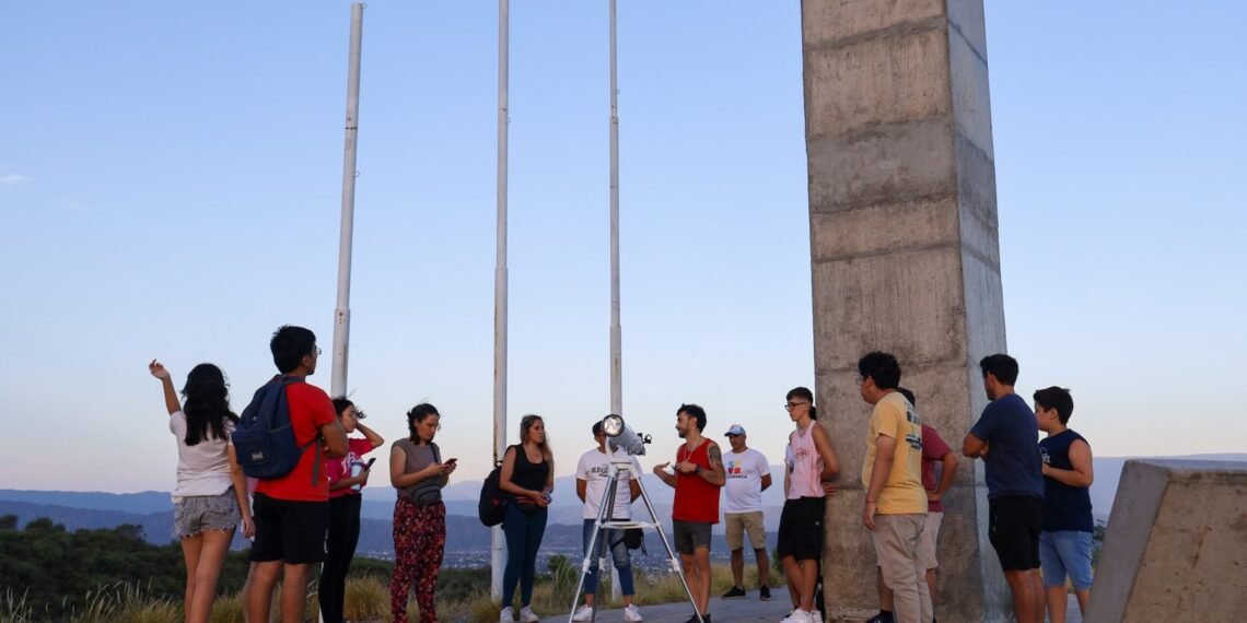 Continúan las actividades turísticas de verano en la Capital