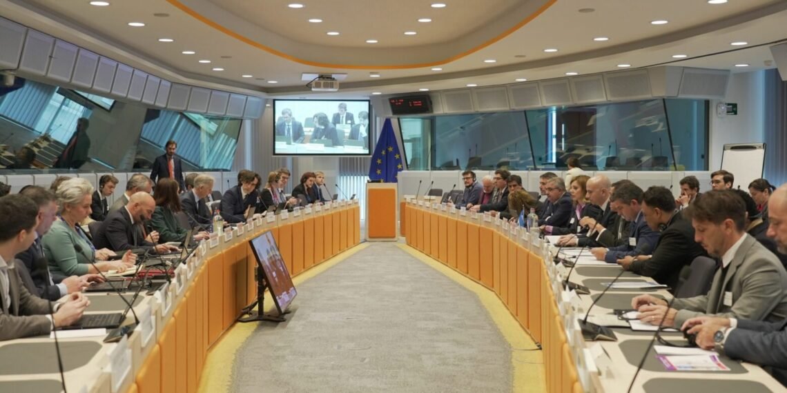 Gobernadores consolidan oportunidades de inversión en litio, cobre y energías renovables con la Unión Europea