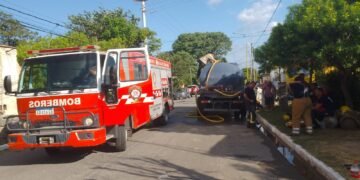 Incendio en una vivienda en Fray Mamerto Esquiú: rápida respuesta de equipos de emergencia
