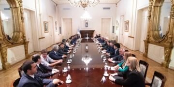 El Gobierno nacional y los gobernadores inician el diálogo por el Pacto de Mayo
