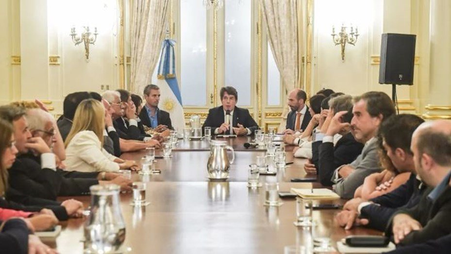 Nicolás Posse reunió a los legisladores de Milei para insistir con la Ley Bases