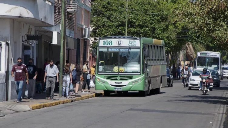 Nuevo paro de colectivos en el interior: Catamarca no adhiere a la medida