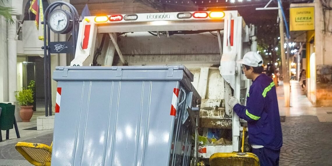 Recolección de Residuos, barrido y limpieza durante el fin de semana XXL