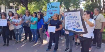 Vecinos de Valle Chico continúan con la protesta contra el aumento de cuotas del IPV