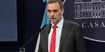 El Gobierno anunció un recorte de $140.000 millones en el Ministerio de Salud