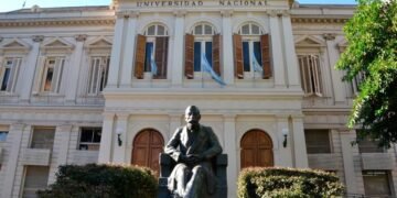 La defensa de la universidad pública, un reclamo transversal que provocó la mayor protesta contra el gobierno de Milei