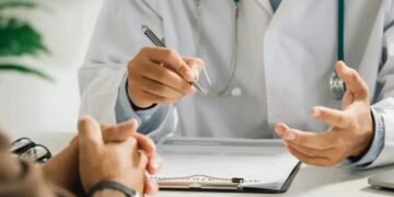 Las empresas de medicina prepaga anuncian un aumento del 20% para abril