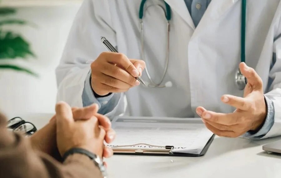 Las empresas de medicina prepaga anuncian un aumento del 20% para abril