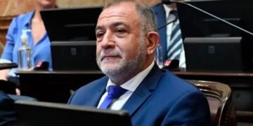 Luis Juez critica a Martín Lousteau por el aumento salarial en el Senado: “Que se haga tuitero de Milei”