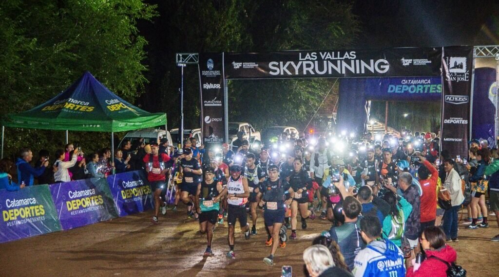 Más de 550 atletas en la prueba de aventura Las Vallas Skyrunning