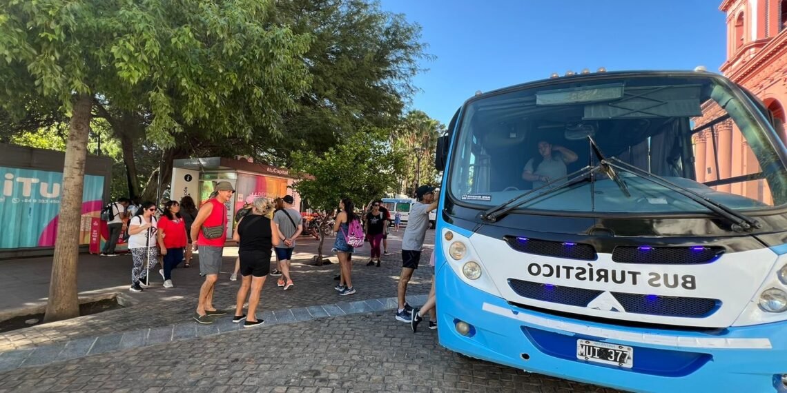 Semana Santa en Catamarca: BiciTur y Bus Turístico