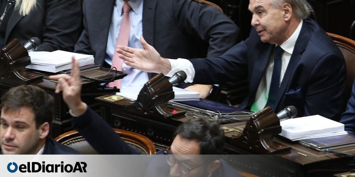 Tres gobernadores peronistas le darían votos al Gobierno para un capítulo clave de la ley Bases