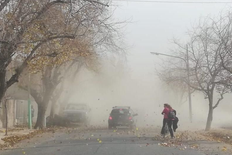 Alerta amarilla por vientos intensos en Catamarca