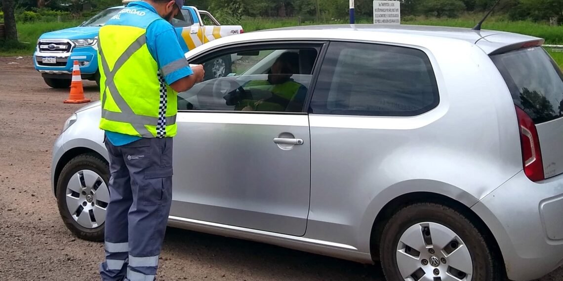 Cuál es la documentación requerida para la circulación de vehículos en Argentina