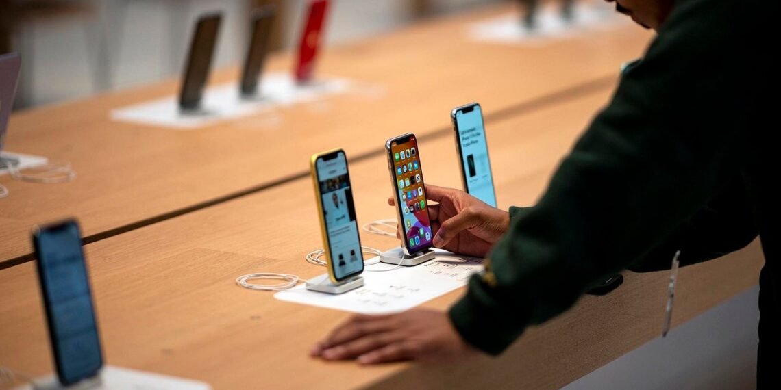 Cuota Simple: vuelven las 12 cuotas, con tasa del 50% y más rubros