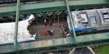 El costo de no invertir en infraestructura: la motosierra de Milei va más allá de los trenes