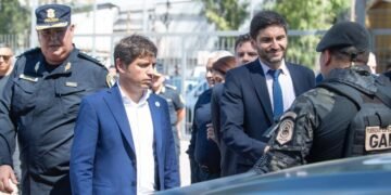 Kicillof-CGT, el “pacto de defensa” para el voto a voto en el Senado
