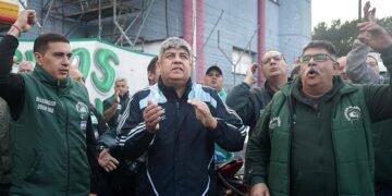 La UTA y los metrodelegados del subte se plegarán al paro nacional del jueves y no habrá transporte