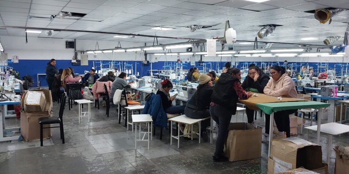 Trabajadores de Textilcom tomaron la fabrica