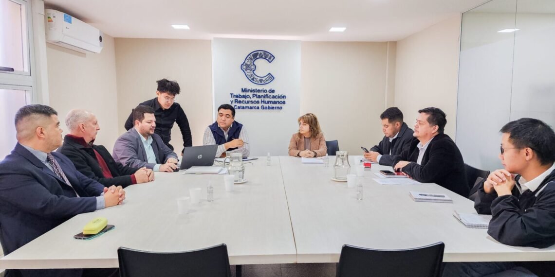 Zijin-Liex y los gremios continúan el diálogo