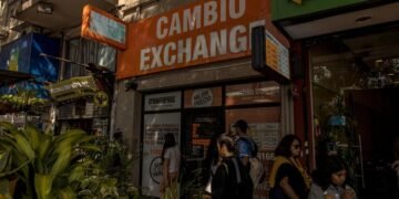 Dólar hoy en vivo: la cotización libre sube 10 pesos a $1.260 para la venta