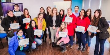 Catamarca entrega certificados de inglés a emprendedores y pueblos originarios