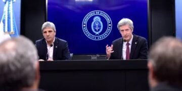 Gobierno extiende cepo hasta 2025; apuesta a reducir inflación al 2% mensual