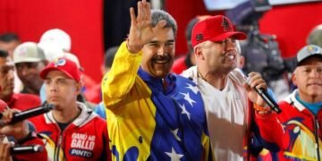 Maduro anunció que firmará un decreto para convocar a un «gran proceso de diálogo nacional» para alcanzar «nuevos consensos»
