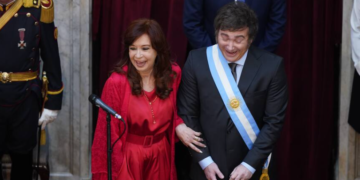 Milei responde a Cristina Kirchner: “No sabe de economía”