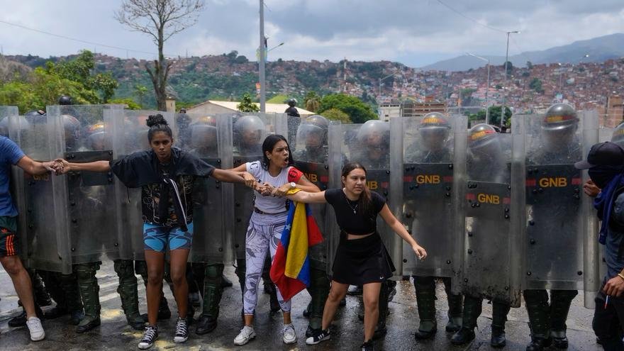 Según la Encuesta Nacional de Hospitales de Venezuela hay tres muertos y 44 heridos tras las protestas del lunes