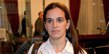 Viaje oficial, fotos, lágrimas de emoción y reproches cruzados: cómo fue la visita de los diputados a Astiz y otros represores