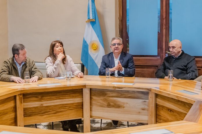 Autoridades y sector minero se unen para impulsar la inclusión local en proyectos provinciales